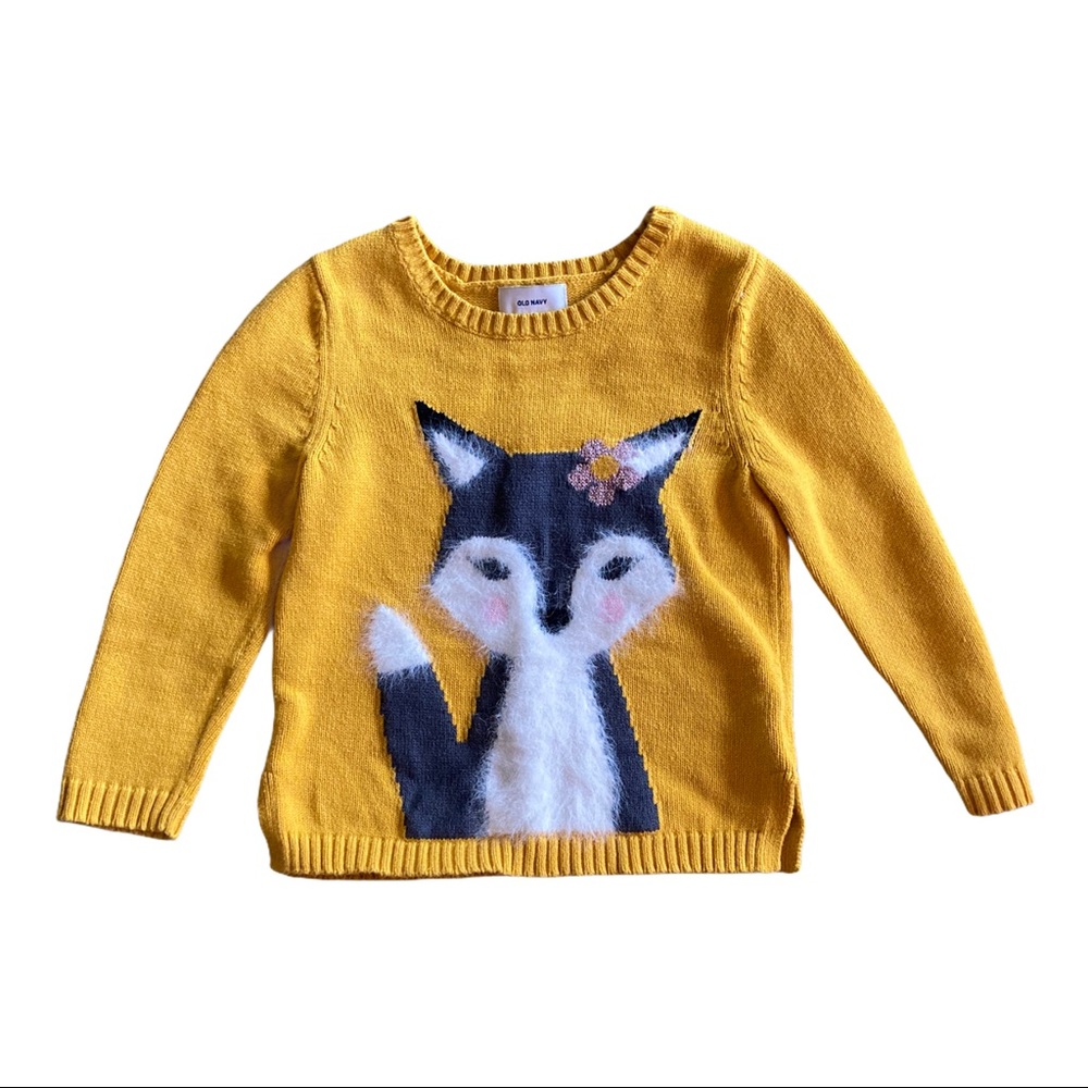 Old Navy Sweater